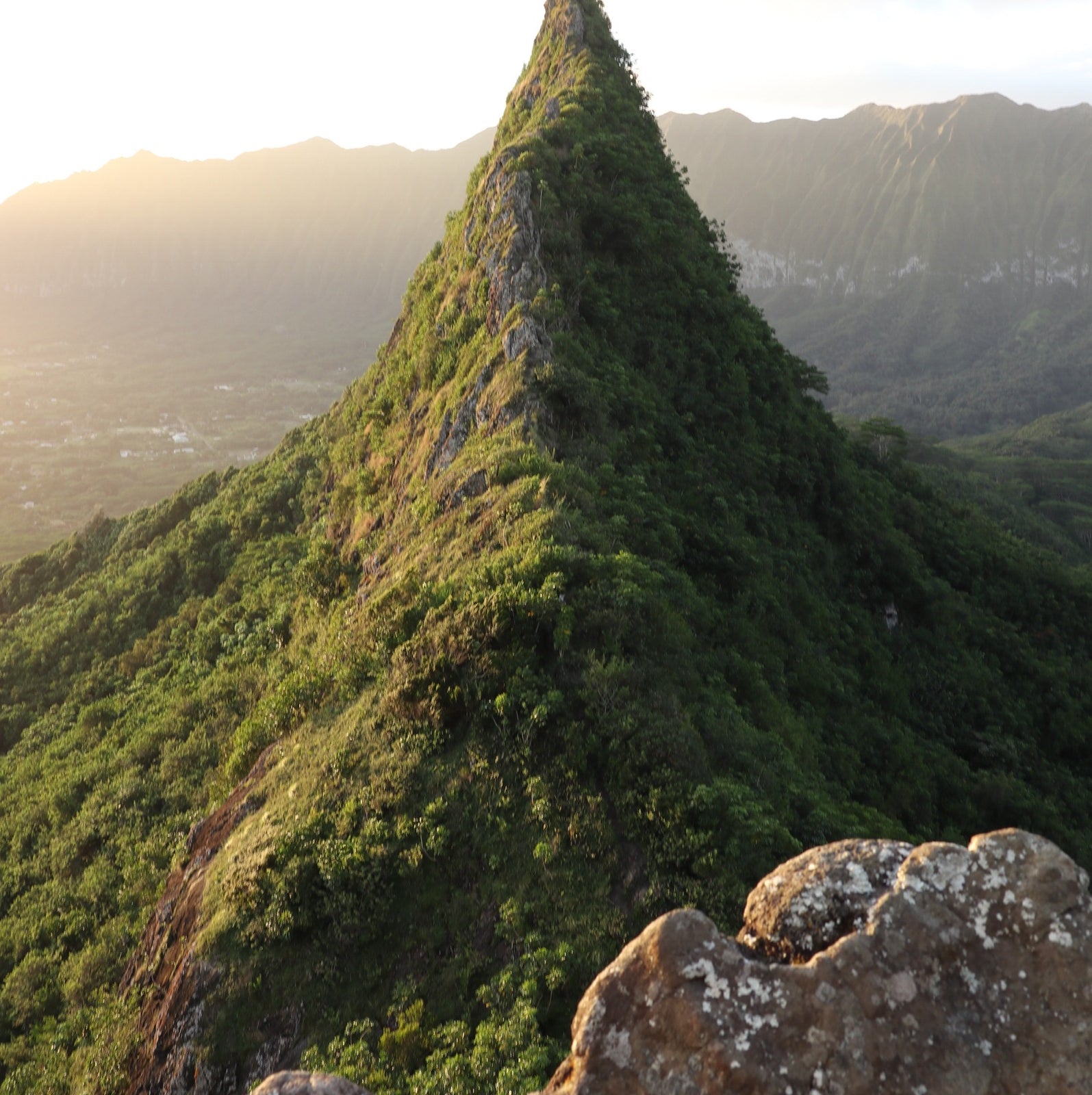 3 Trails To Put On Your Hawaii Bucket List