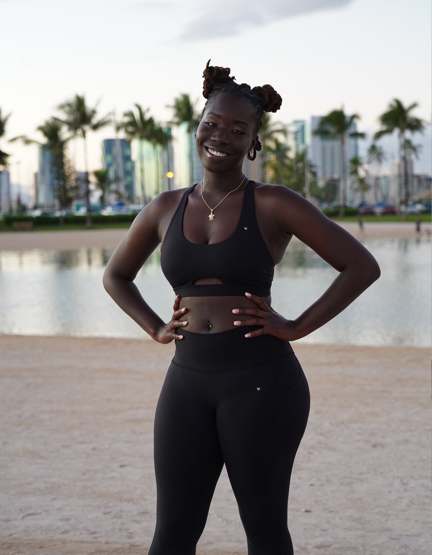 Love Fitness Apparel Black Elite Pocket Leggings